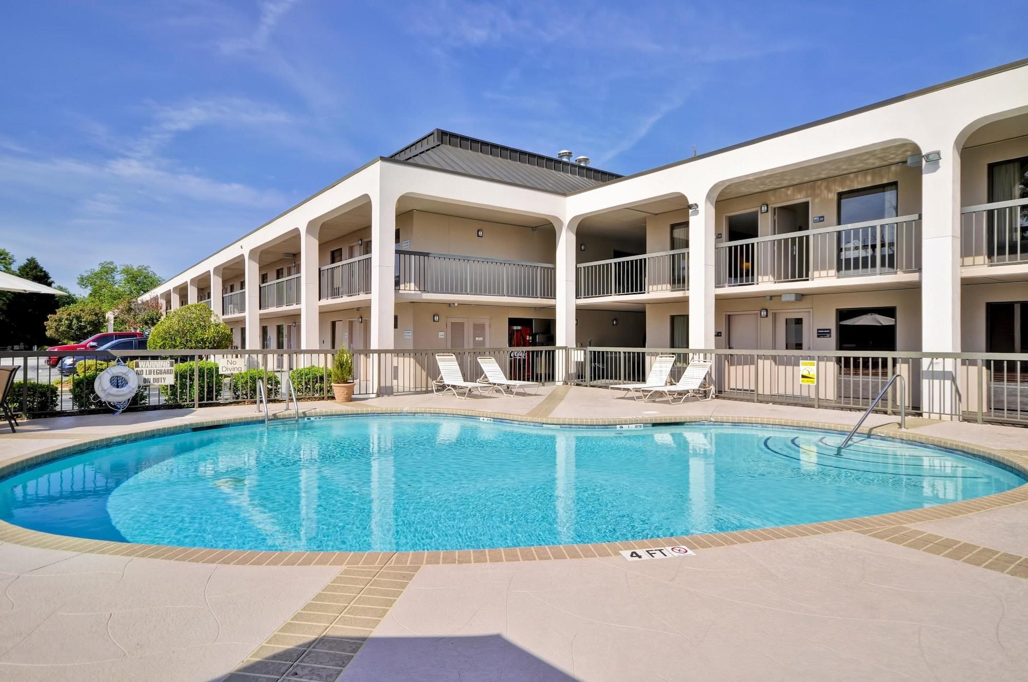 Motel 6 Fayetteville - I-95 Buitenkant foto