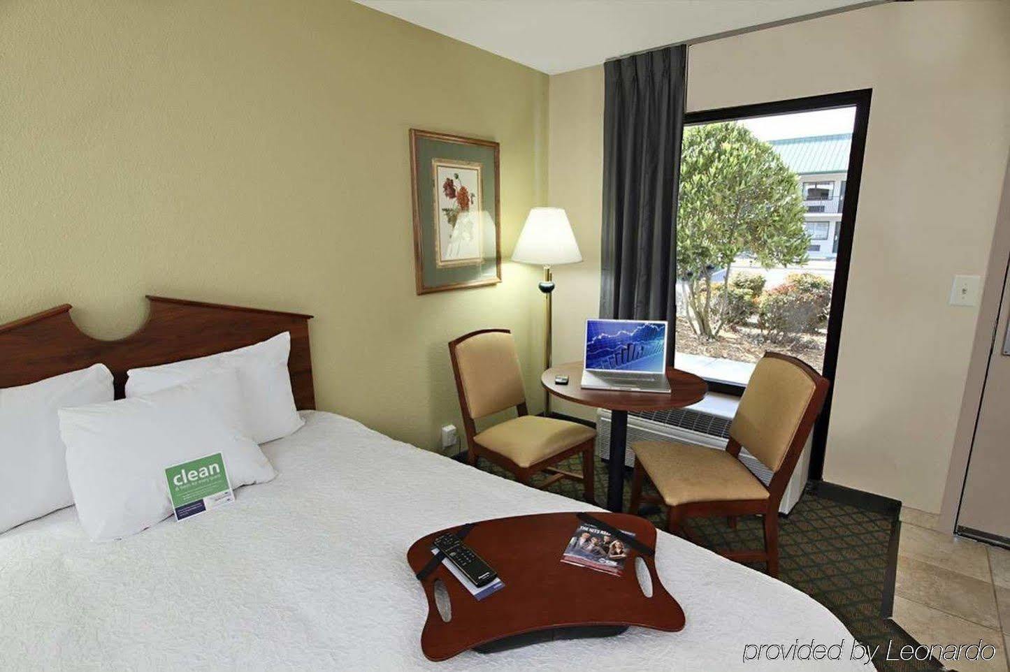 Motel 6 Fayetteville - I-95 Buitenkant foto